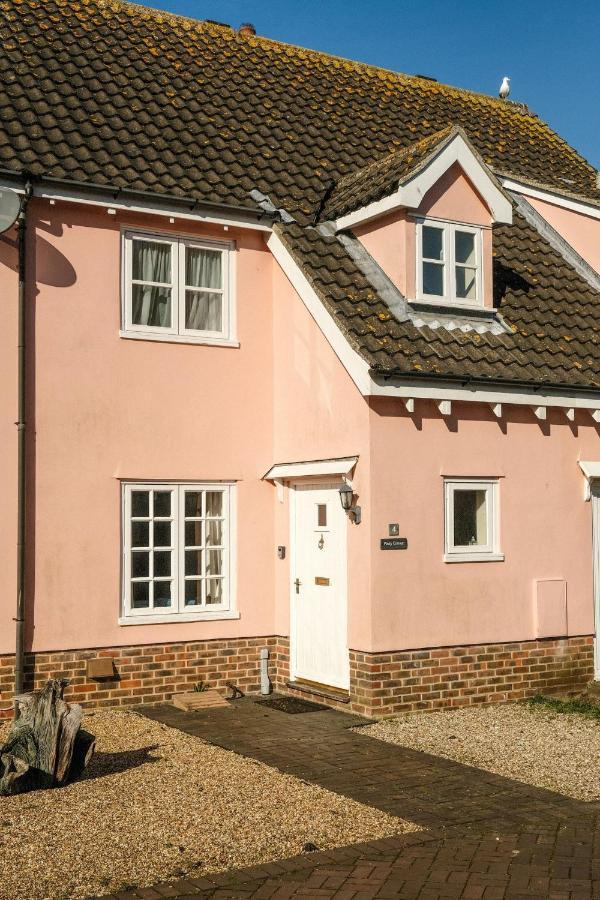 Pinky Cottage Алдебург Экстерьер фото